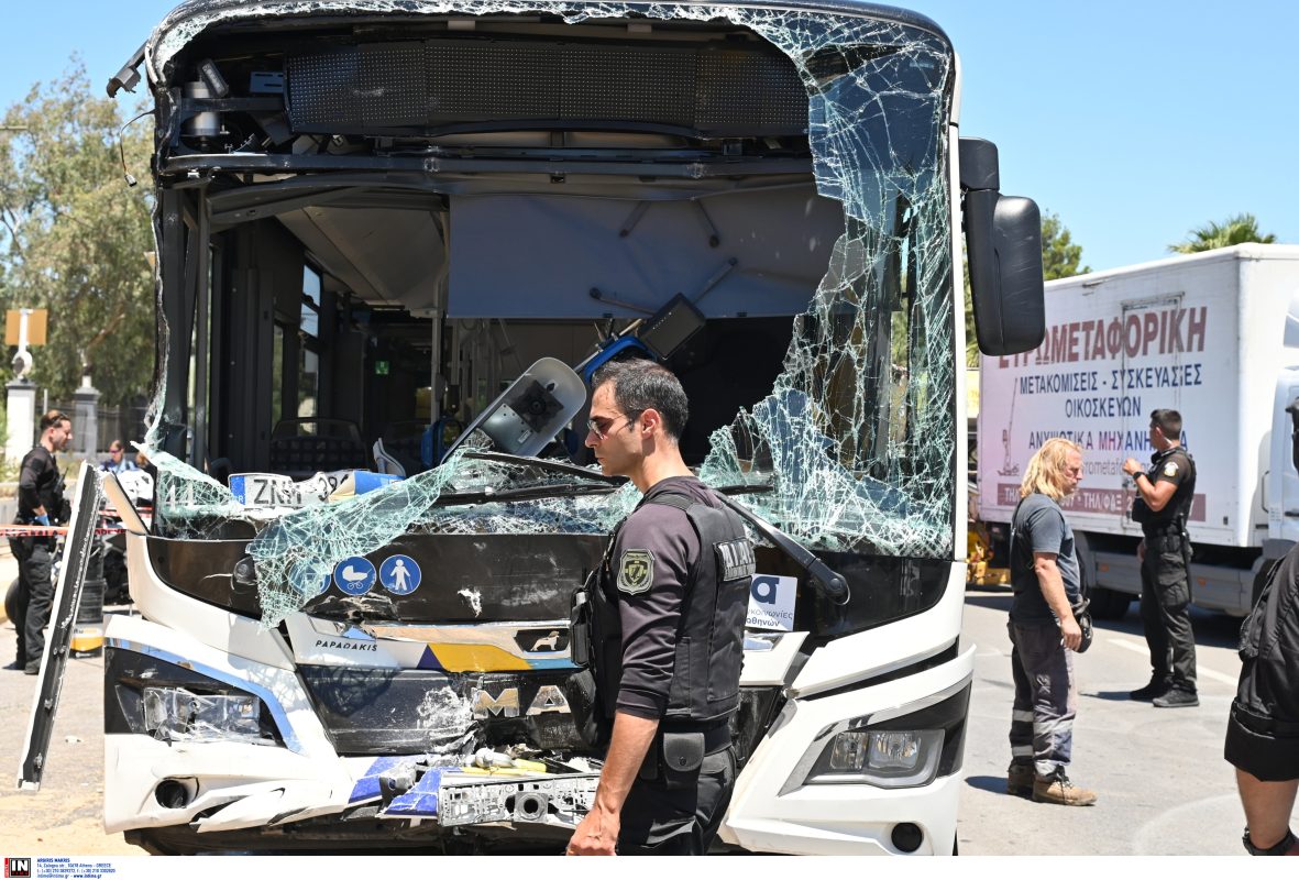 Τροχαίο στη Βούλα: Στο χειρουργείο η 47χρονη πολυτραυματίας – Ερευνώνται τα αίτια του τροχαίου