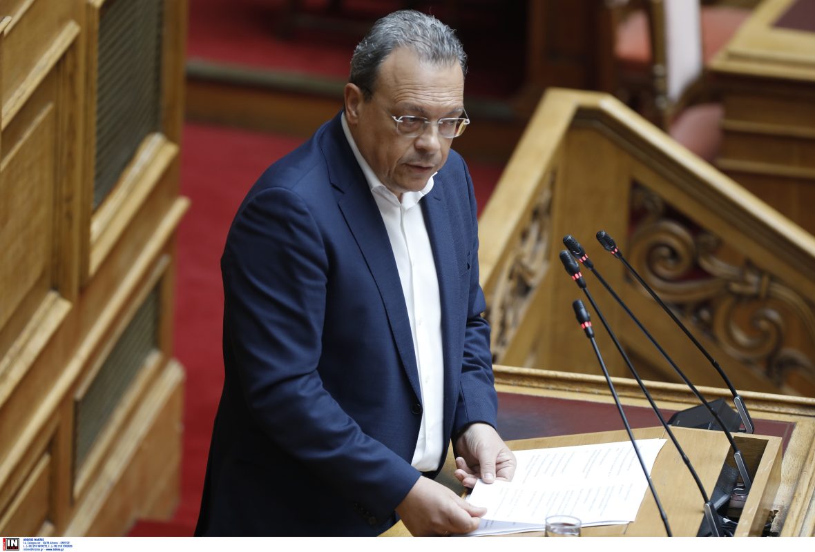 Βουλή – Φάμελλος: Είστε μία διεφθαρμένη και επικίνδυνη κυβέρνηση που πρέπει να φύγει το συντομότερο