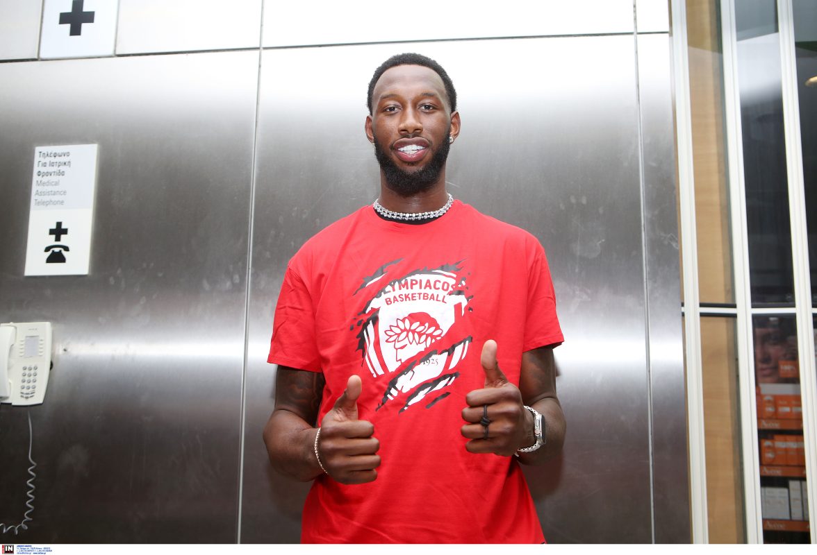 Χολ: «Με έχει πληγώσει κάποιες φορές ο Ολυμπιακός, αισθάνομαι ωραία που άλλαξα πλευρά»