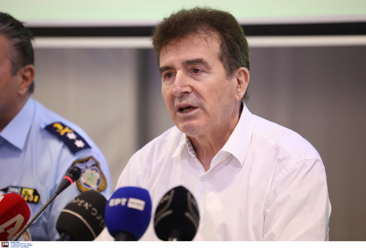 Χρυσοχοΐδης: Δεν μπορούμε ως χώρα να διαχειριστούμε χιλιάδες μετανάστες – ΒΙΝΤΕΟ