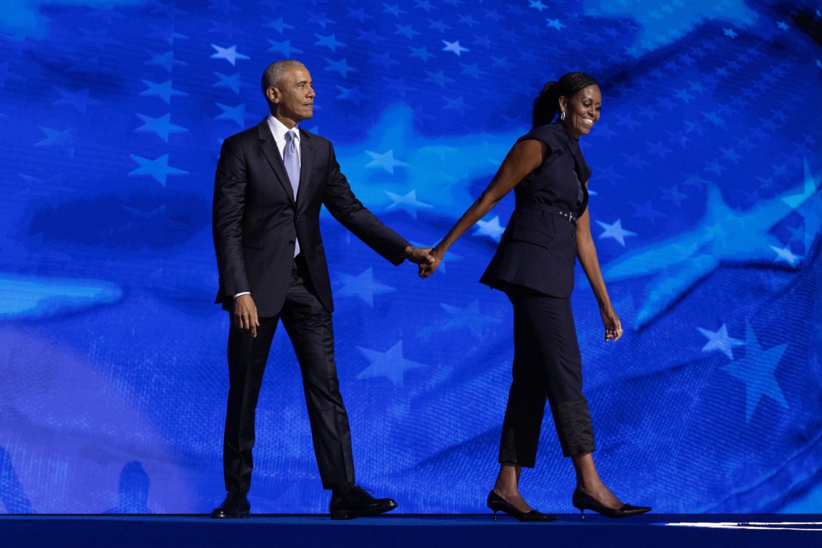 Barack και Michelle Obama: Σπάνε τη σιωπή για τις φήμες περί διαζυγίου