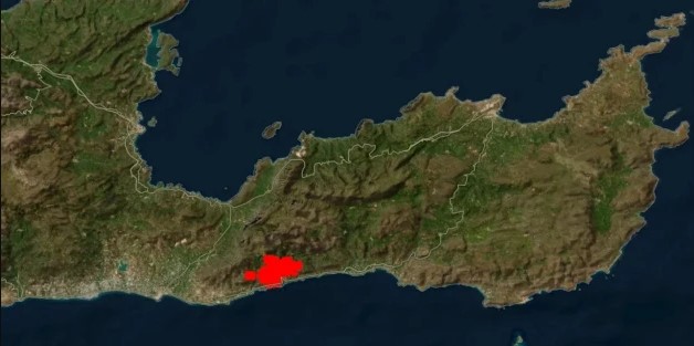 Φωτιά στην Ιεράπετρα: Συναγερμός έπειτα από αναζωπύρωση – Νέο μήνυμα από το 112 για εκκενώσεις οικισμών