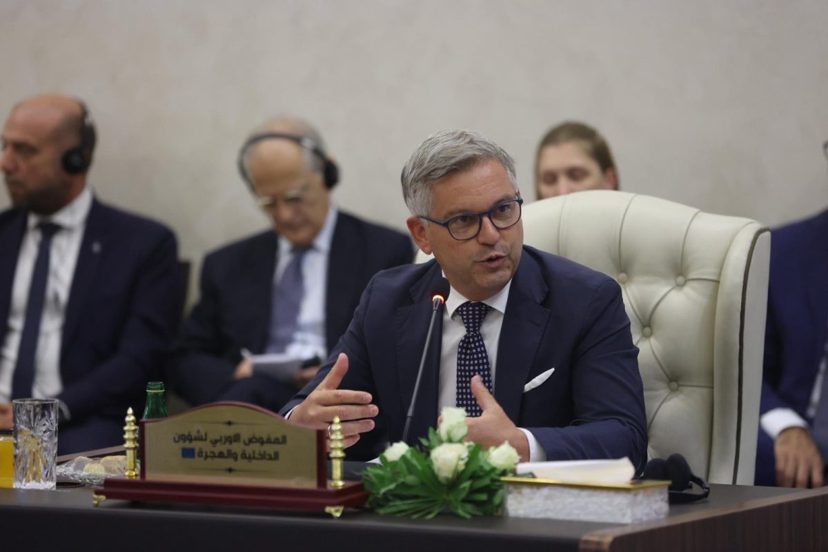 Η πρώτη αντίδραση του Ευρωπαίου Επιτρόπου μετά τις επαφές για το μεταναστευτικό στη Λιβύη