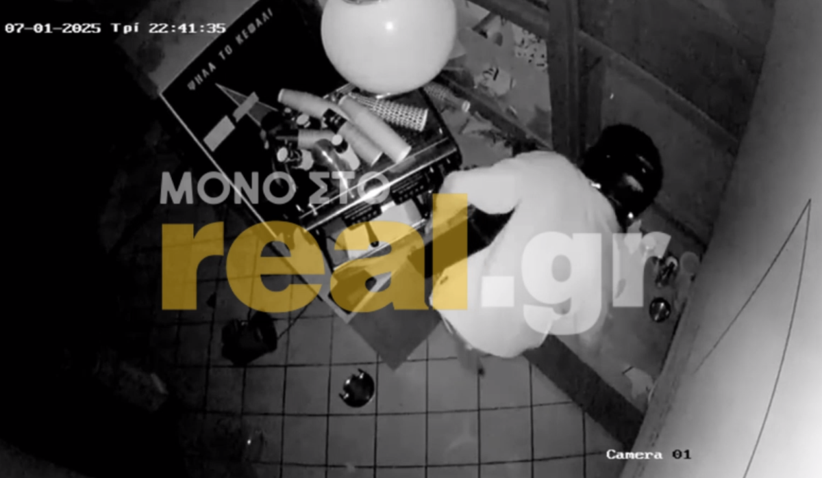 Καρέ καρέ η δράση διαρρηκτών σε Γλυφάδα και Κορωπί – «Χτύπησαν» 5 καταστήματα σε μια ημέρα