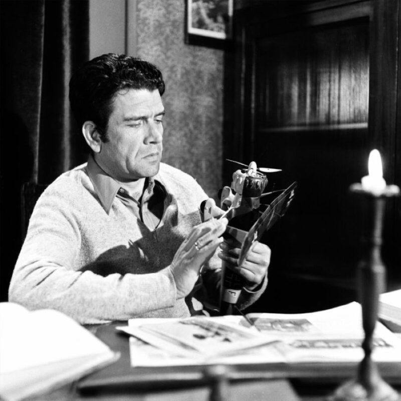 Άγγελος Αντωνόπουλος – Βέρα Κρούσκα: Ποζάρουν με μαγιό σε μια σπάνια φωτογραφία από το 1971