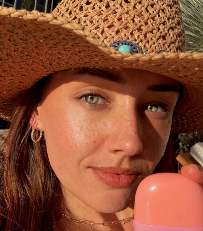 SPF: 3 λάθη με το αντηλιακό που καταστρέφουν την επιδερμίδα σας