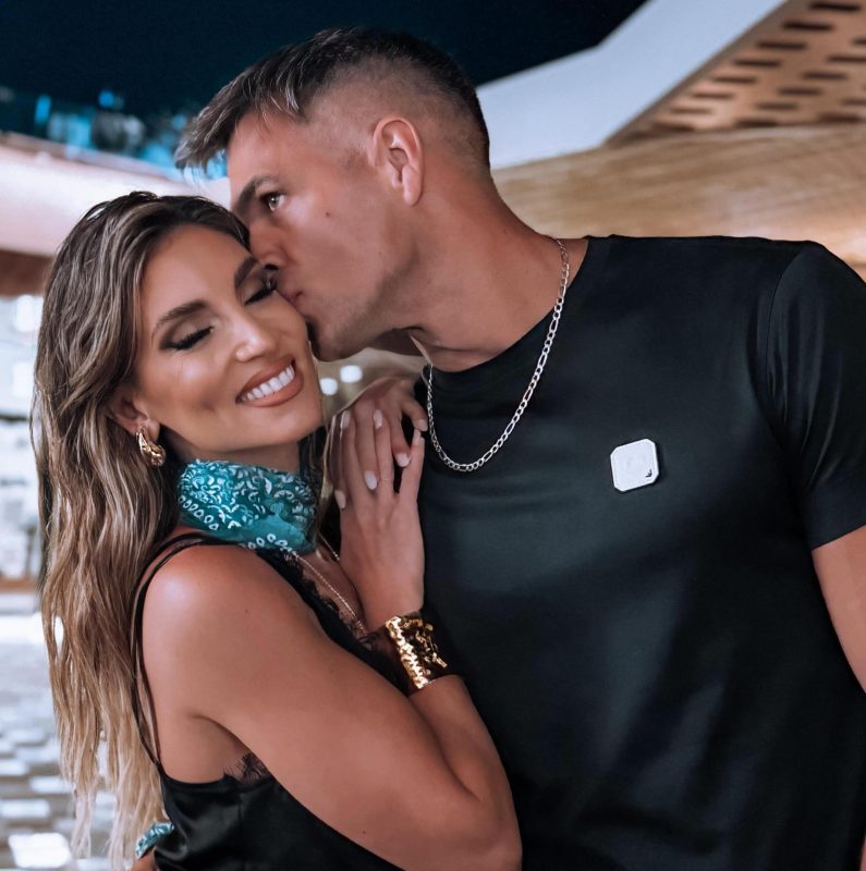 Αθηνά Οικονομάκου: Διακοπές με τα παιδιά της και τον Bruno Cerella σε μαγικό προορισμό