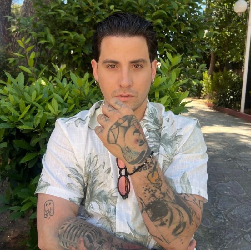 Αναστάσιος Ράμμος: Ετοιμάζεται για… γαμπρός – Η αποκάλυψη του τραγουδιστή