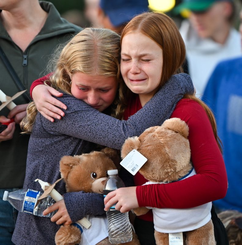 Μινεάπολη: Ο 23χρονος «είχε εμμονή με την ιδέα να σκοτώσει παιδιά» – Ταυτοποιήθηκαν τα δύο θύματα της επίθεσης