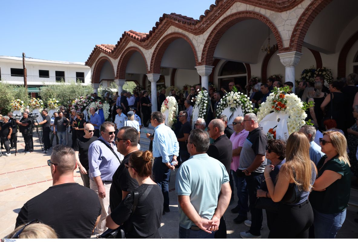 Το «τελευταίο αντίο» στον Απόστολο Βεσυρόπουλο