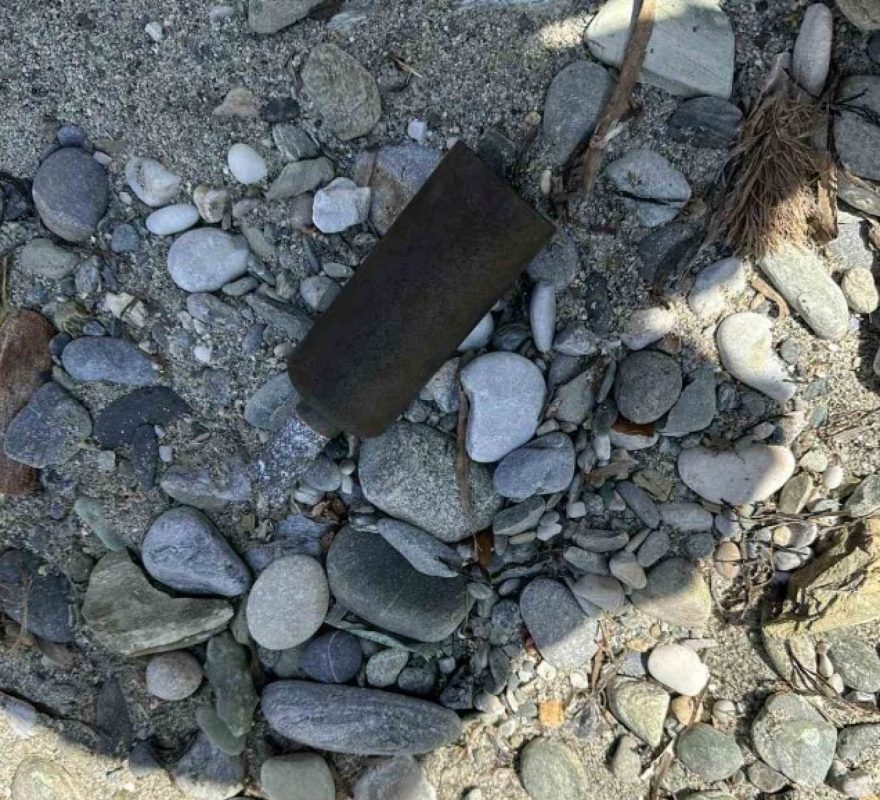 Βλήμα όλμου εντοπίστηκε στην παραλία του Πλαταμώνα