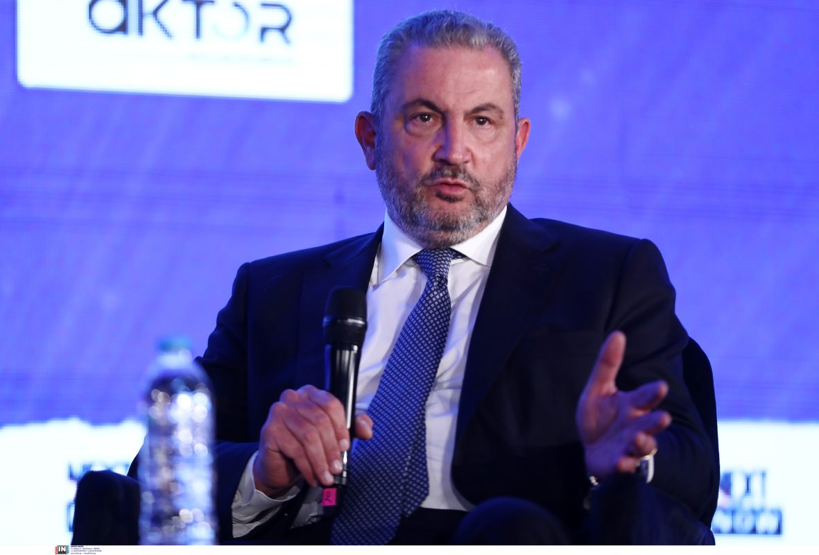 Οι κινήσεις – ματ του Αλέξανδρου Εξάρχου που κερδίζουν την εμπιστοσύνη της αγοράς