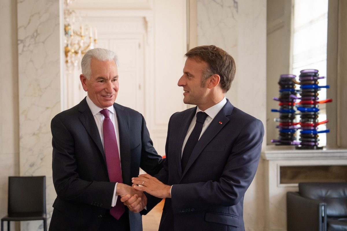 Γαλλία: Ο Αμερικανός πρεσβευτής Τσαρλς Κούσνερ κλήθηκε για εξηγήσεις, μετά τις δηλώσεις του κατά του προέδρου Μακρόν