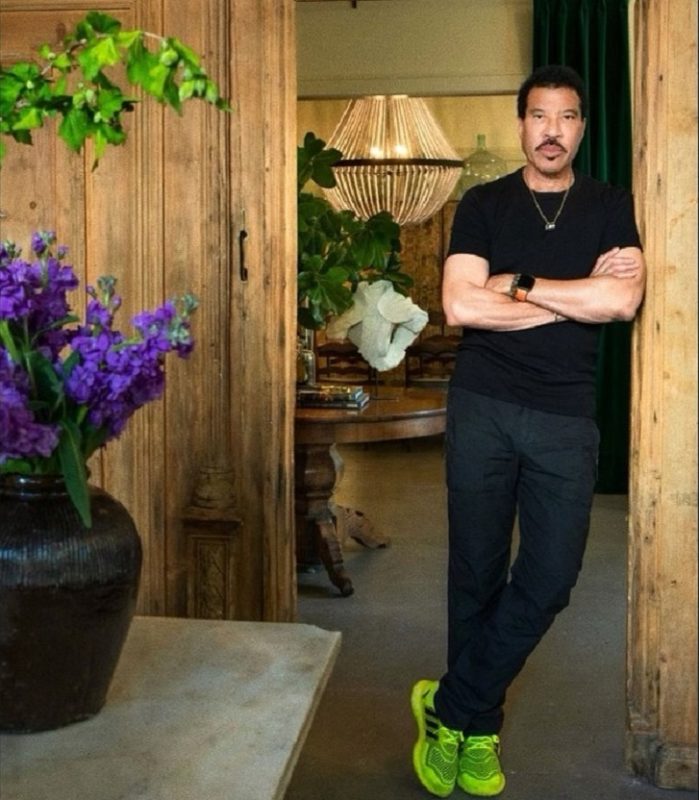 Απόπειρα διάρρηξης στο σπίτι του Lionel Richie