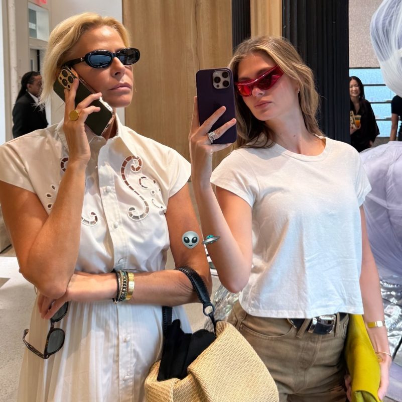 Στην Αμερική η Τζένη Μπαλατσινού – Οι βόλτες με την κόρη της Αμαλία Κωστοπούλου