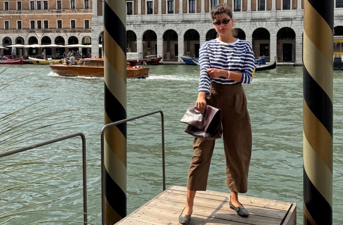 Εντυπωσιακή η Δανάη Παππά – Στη Βενετία για το Φεστιβάλ Κινηματογράφου
