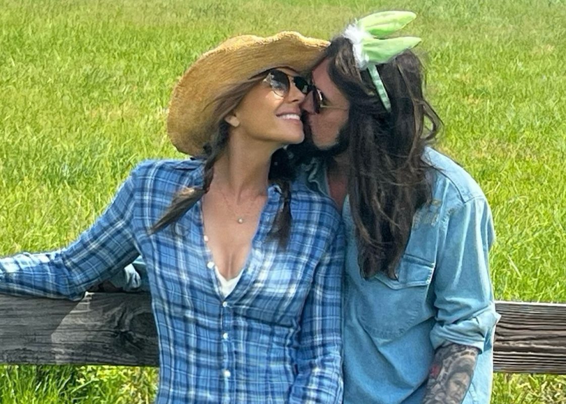 Elizabeth Hurley-Billy Ray Cyrus: Μαγική απόδραση στη Σκωτία – Τα  ξεχωριστά γενέθλιά του