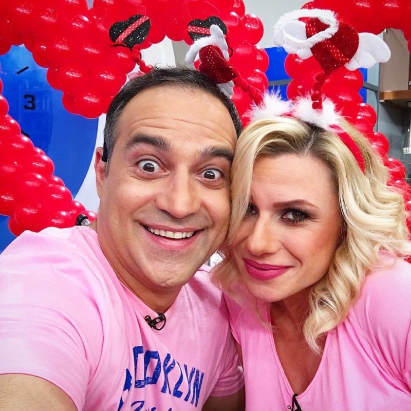 Τι έγινε όταν η Κατερίνα Καραβάτου υποδέχτηκε στην εκπομπή τον πρώην της… Κρατερό Κατσούλη