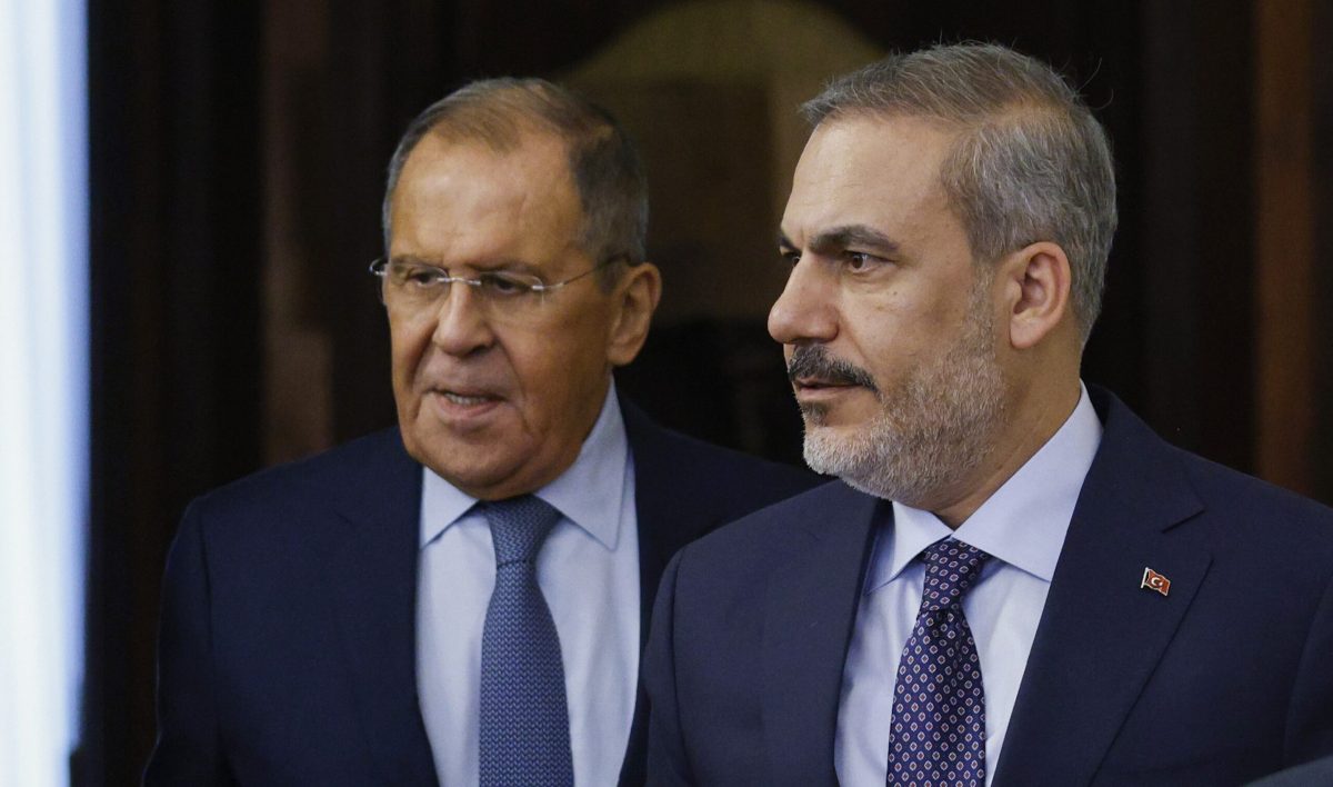 Τηλεφωνικές συνομιλίες Λαβρόφ με Φιντάν και Σιγιάρτο στον απόηχο της συνόδου στην Αλάσκα