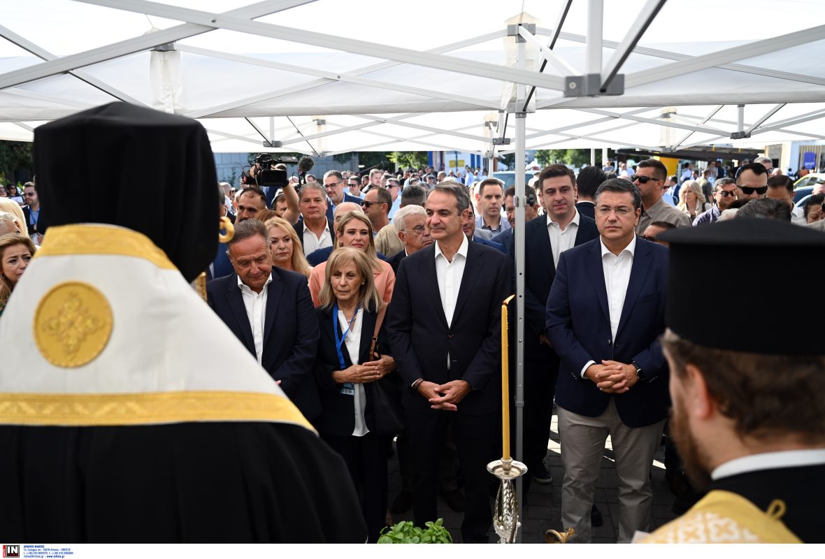 Στον αγιασμό για την έναρξη λειτουργίας της 89ης ΔΕΘ ο Κυριάκος Μητσοτάκης – ΕΙΚΟΝΕΣ