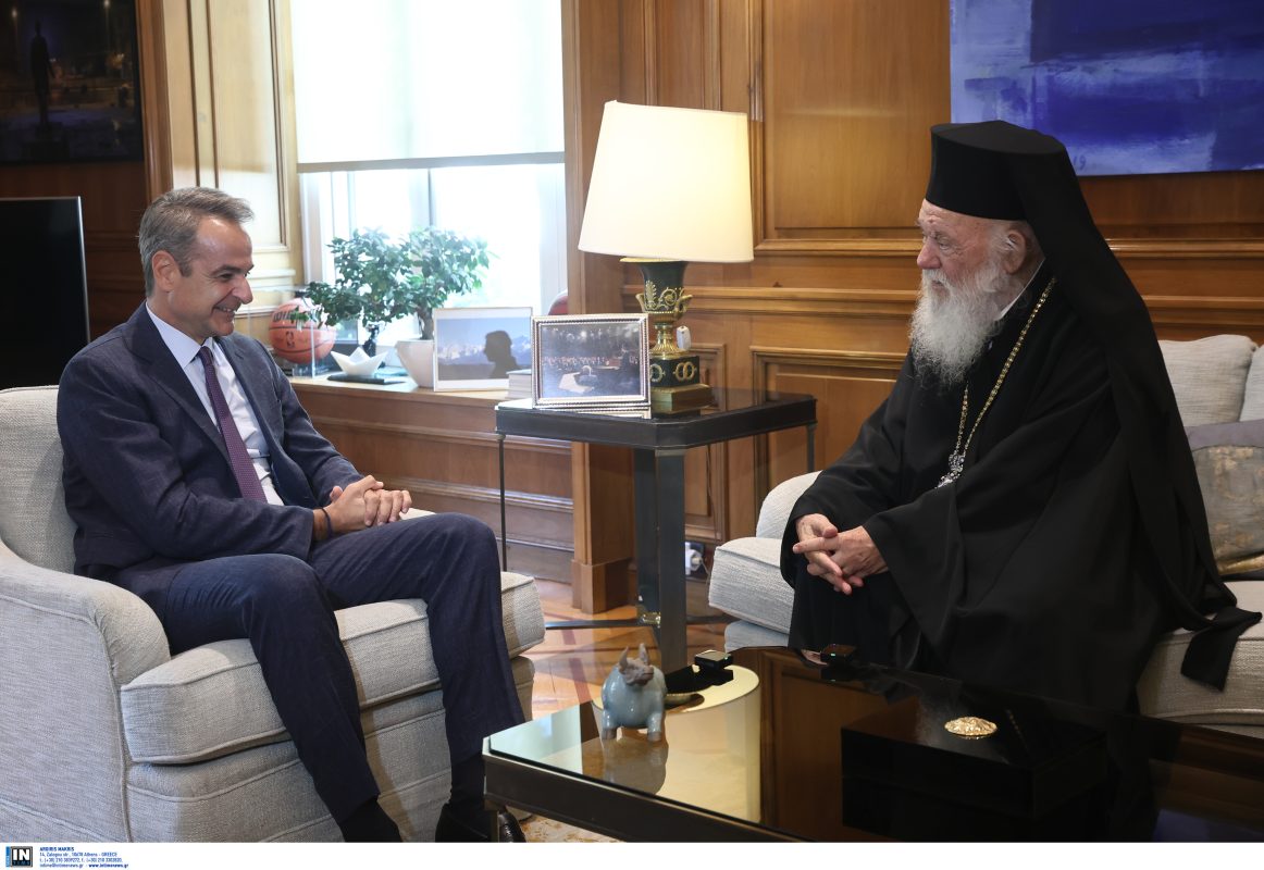 Συνάντηση Μητσοτάκη με Αρχιεπίσκοπο Ιερώνυμο – «Εξαιρετικό το επίπεδο συνεργασίας Πολιτείας και Εκκλησίας της Ελλάδος»