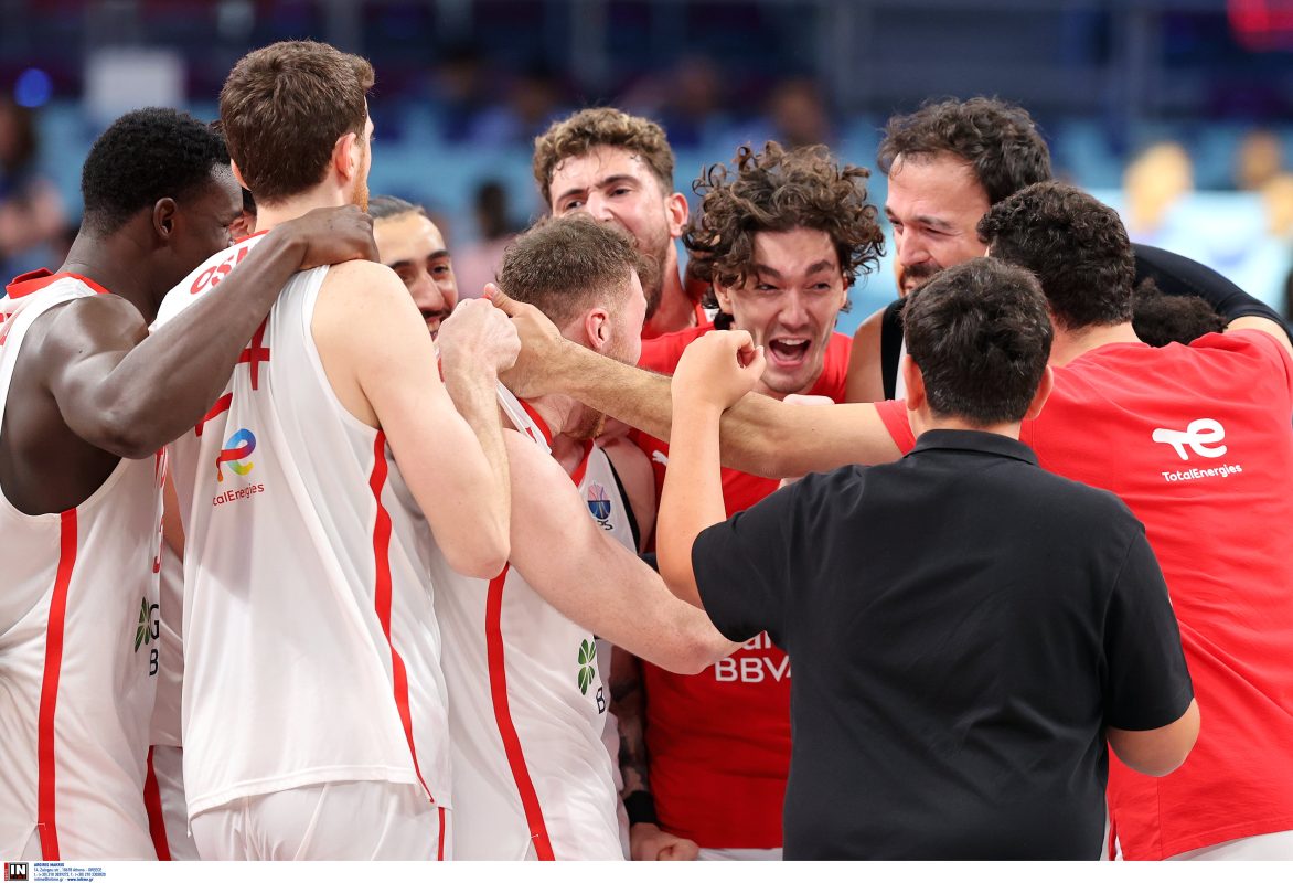 Eυρωμπάσκετ 2025: Στην τετράδα μετά από 24 χρόνια η Τουρκία με triple double του Σενγκούν