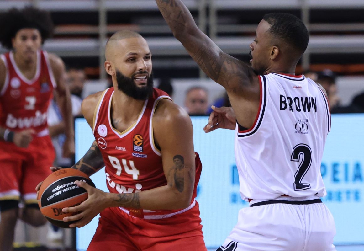 Μπάσκετ – Τουρνουά Κρήτης: Ο Φούρνιε έστειλε τον Ολυμπιακό στον τελικό