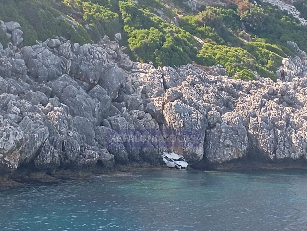 Τραγωδία στη Κεφαλονιά: Νεκρός 23χρονος οδηγός μετά από πτώση με το αυτοκίνητο στη θάλασσα