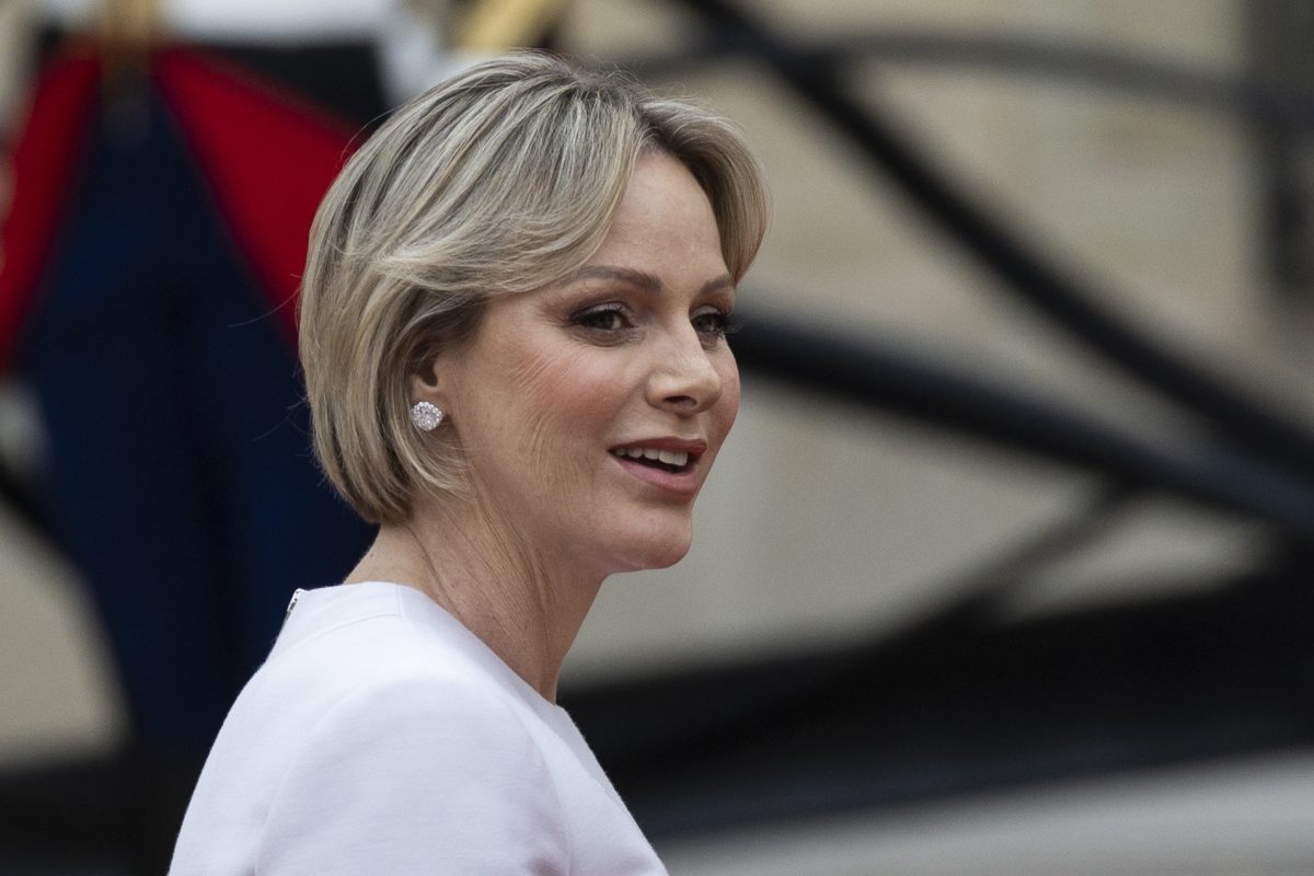 H πριγκίπισσα Charlene του Μονακό αποχαιρετά τον θρυλικό Giorgio Armani