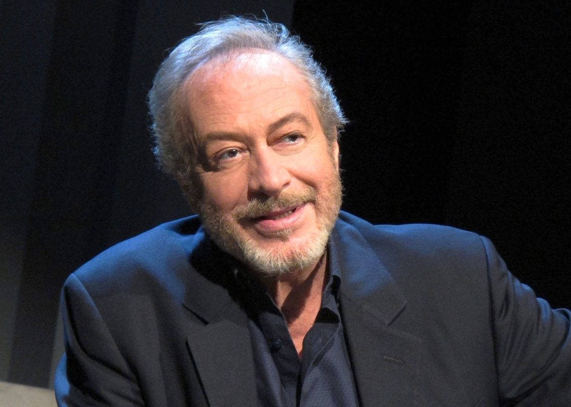 Γρηγόρης Βαλτινός: «Δεν ψωνίστηκα ποτέ –  Υπήρχαν ωραιότερα αγόρια στη γενιά μου