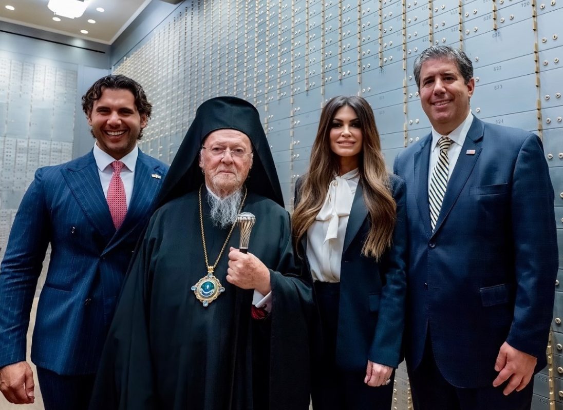Στην Ουάσινγκτον ο Οικουμενικός Πατριάρχης Βαρθολομαίος – Τον υποδέχτηκε η Κίμπερλι Γκιλφόιλ