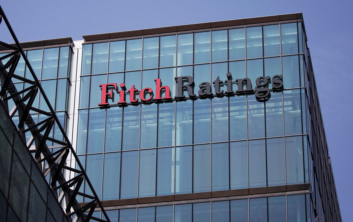 Γαλλία: Ο οίκος Fitch υποβάθμισε την πιστοληπτική ικανότητα της χώρας