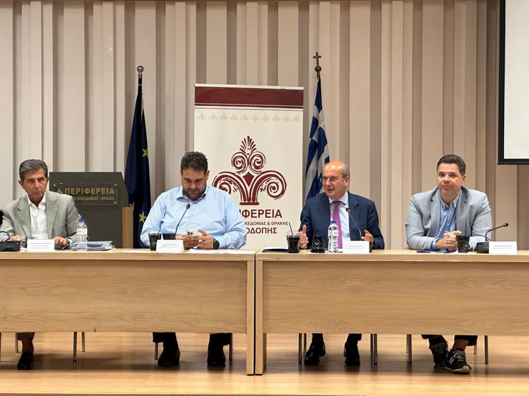 Χατζηδάκης: Η επιτάχυνση των αναπτυξιακών ρυθμών της Ανατολικής Μακεδονίας και Θράκης είναι μάχη εθνική και θα την κερδίσουμε