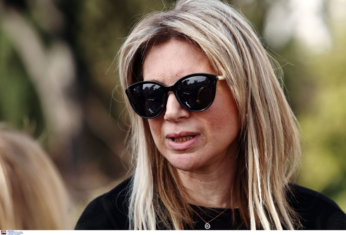 Καρυστιανού για Άγνωστο Στρατιώτη: Κάτω τα χέρια από το μνημείο όλων μας