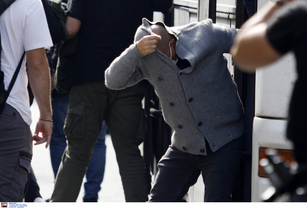 Κύκλωμα με εικονικά τιμολόγια:  Ποινική δίωξη για σειρά αδικημάτων σε βάρος των συλληφθέντων