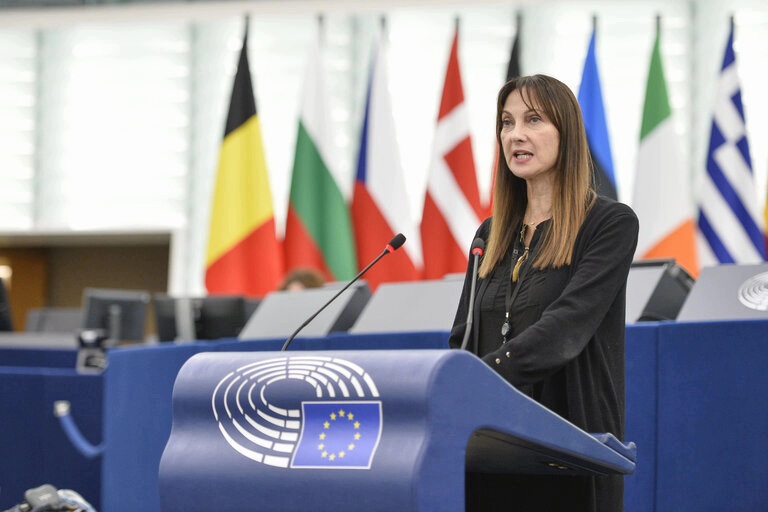 Έλενα Κουντουρά: Ζήτησε από την Κομισιόν οκτώ ευρωπαϊκά μέτρα στήριξης των ατόμων με αναπηρία