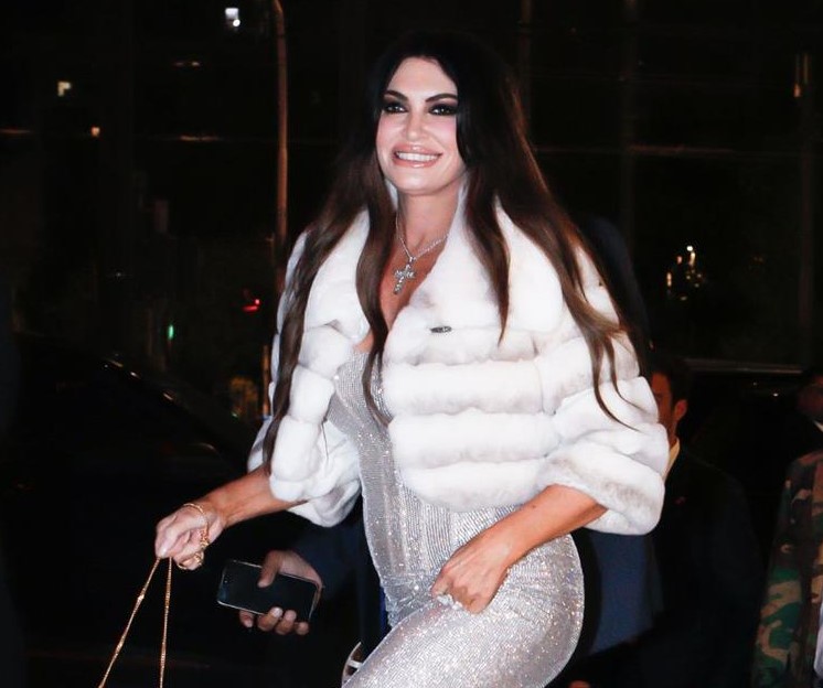 Κοσμικό δείπνο στο Κολωνάκι για την Κίμπερλι Γκιλφόιλ – Στην παρέα της και ο Κωνσταντίνος Αργυρός