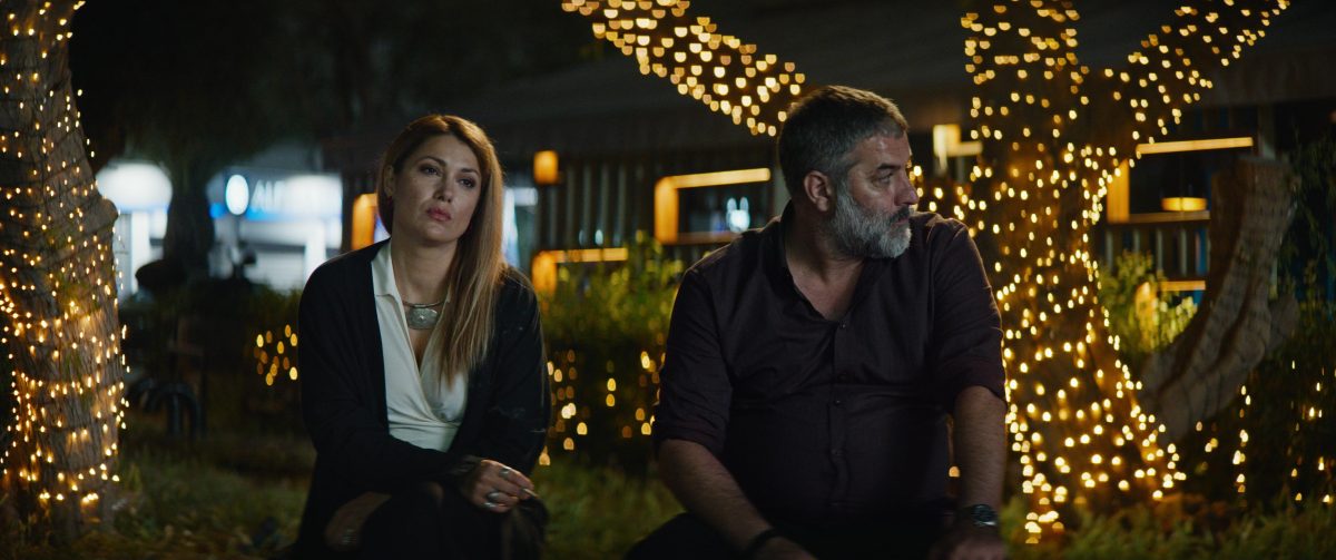 Κλέλια Ρένεση: «Ο άνθρωπος φαίνεται από το πώς περιμένει»