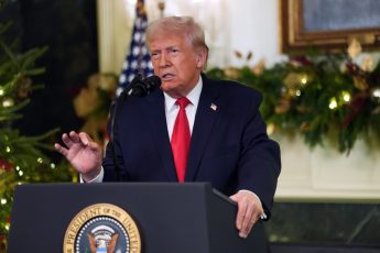 Ντόναλντ Τραμπ: Διάγγελμα με δέσμευση για «οικονομική άνθηση που δεν ξαναείδε ποτέ ο κόσμος» – Βολές κατά Μπάιντεν και μεταναστών