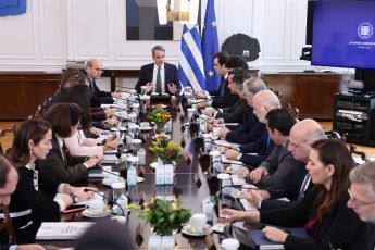 Έρευνα MRB: Τι λένε οι πολίτες για τους υπουργούς – Οι πιο δημοφιλείς