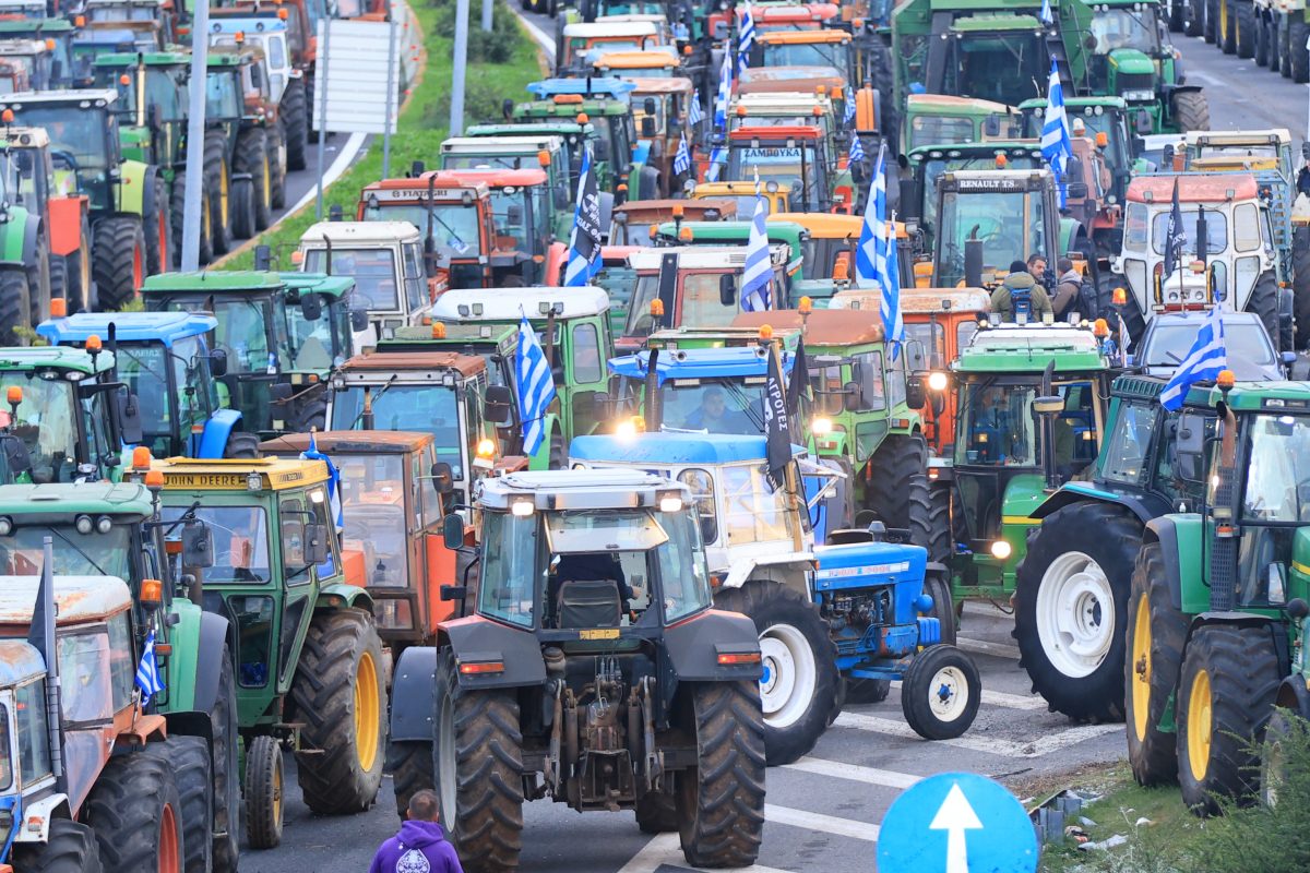 Συνάντηση Χατζηδάκη με αγρότες και κτηνοτρόφους της Κρήτης – Ο χάρτης με τα μπλόκα