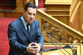 Γεωργιάδης: Όταν συλλαμβάνουν τον κουμπάρο του Ανδρουλάκη πάει πολύ να μιλά το ΠΑΣΟΚ για Γκρούεζες