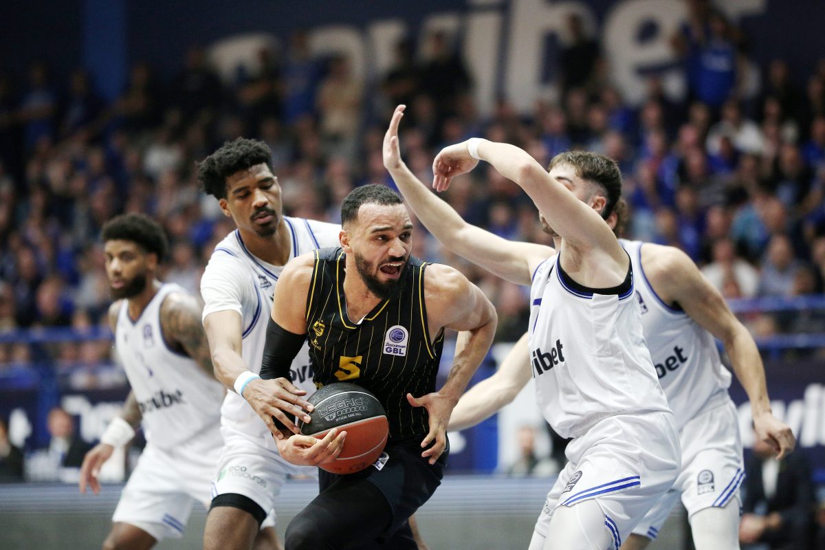 Greek Basketball League: Με… βαρύ «πυροβολικό» τους Τζόουνς, Νουά έβαλε «φρένο» στον Ηρακλή ο Άρης (80-82) – ΒΙΝΤΕΟ
