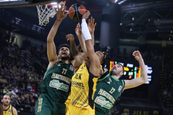 Greek Basketball League: «Περίπατος» του Παναθηναϊκού στα Άνω Λιόσια (101-63 την ΑΕΚ)