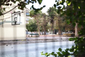 Κυψέλη: «Βλέπω να τη μαχαιρώνει στην κοιλιά και μετά στο χέρι...» - Μαρτυρία για το περιστατικό με μαχαίρωμα σε σχολείο