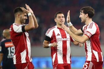 Κύπελλο Ελλάδας: Ο Ολυμπιακός ξέρανε τον Ηρακλή με... «εξάρα» και κατέκτησε την πρώτη θέση στη League Phase