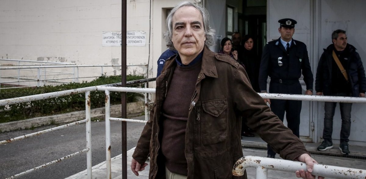 Συγγενείς Θυμάτων Τρομοκρατίας για συμμετοχή Κουφοντίνα σε ντοκιμαντέρ: Να μην πάρει με κρατικά χρήματα, αυτό που κάποτε «αγόραζε» με αίμα