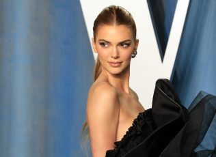 Kendall Jenner: Νέο ειδύλλιο με 48χρονο μεγιστάνα αρωμάτων