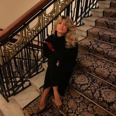 4+1 office chic σύνολα για το Χριστουγεννιάτικο πάρτι στο γραφείο