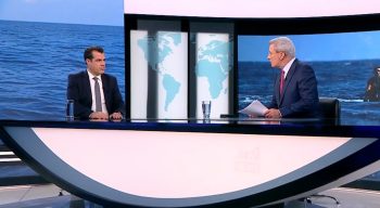 Πλεύρης στον ANT1: Η βασική πολιτική που ψηφίστηκε από τους υπουργούς Μετανάστευσης είναι η δημιουργία κέντρων κράτησης μεταναστών στην Αφρική – ΒΙΝΤΕΟ